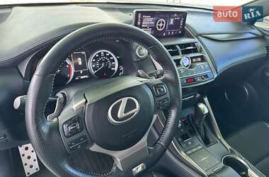 Позашляховик / Кросовер Lexus NX 2018 в 