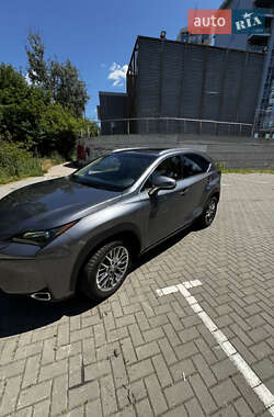 Внедорожник / Кроссовер Lexus NX 2015 в 