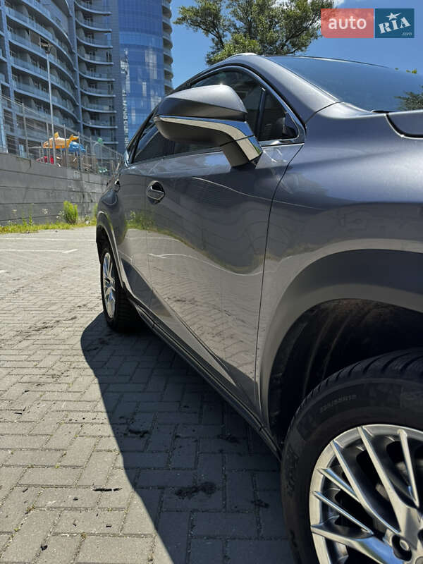 Внедорожник / Кроссовер Lexus NX 2015 в Киеве