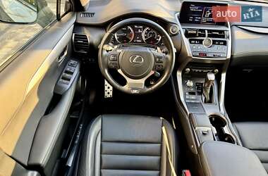 Позашляховик / Кросовер Lexus NX 2021 в 