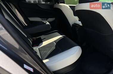 Позашляховик / Кросовер Lexus NX 2022 в 