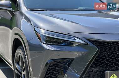 Позашляховик / Кросовер Lexus NX 2022 в 