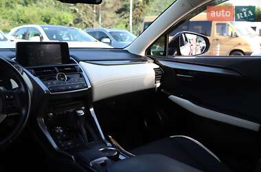 Позашляховик / Кросовер Lexus NX 2019 в 
