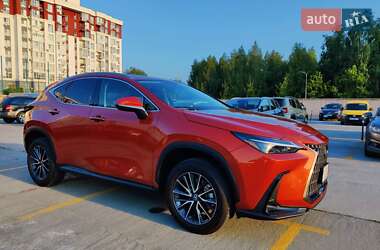 Внедорожник / Кроссовер Lexus NX 2023 в 
