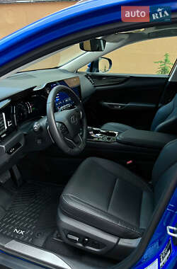Внедорожник / Кроссовер Lexus NX 2022 в 