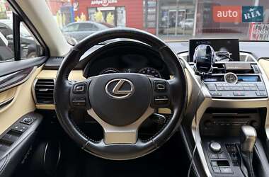 Внедорожник / Кроссовер Lexus NX 2016 в 