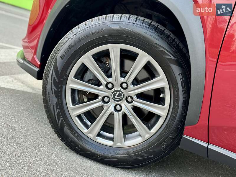 Позашляховик / Кросовер Lexus NX 2019 в Києві