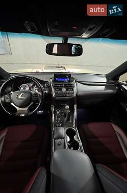 Позашляховик / Кросовер Lexus NX 2017 в 