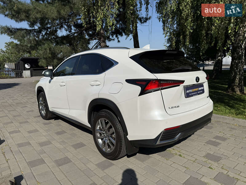 Внедорожник / Кроссовер Lexus NX 2018 в Днепре