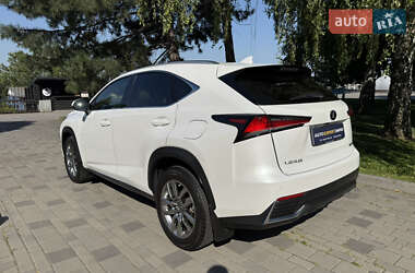 Позашляховик / Кросовер Lexus NX 2018 в 