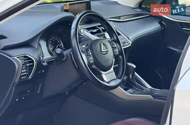 Позашляховик / Кросовер Lexus NX 2018 в 