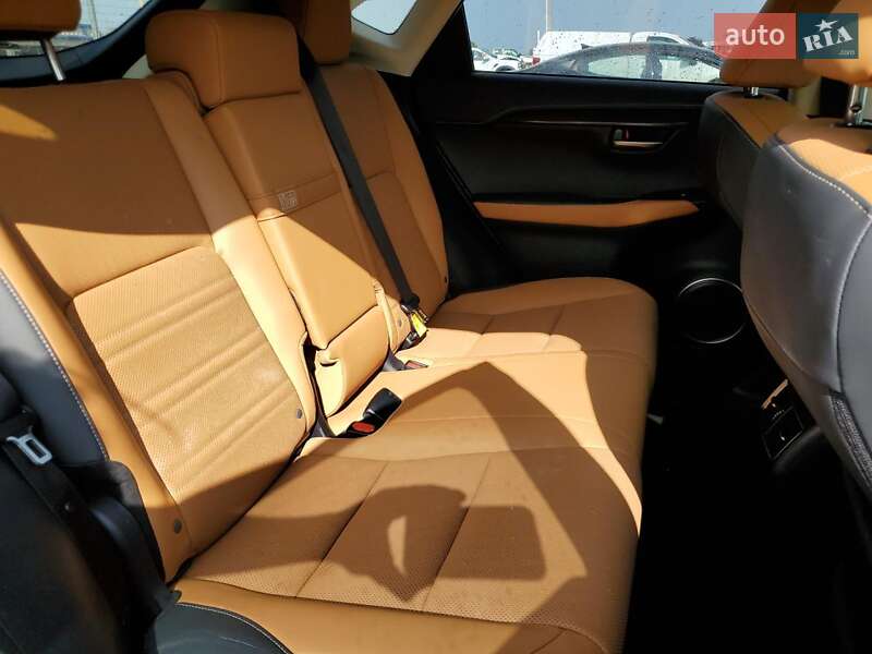 Позашляховик / Кросовер Lexus NX 2021 в Києві