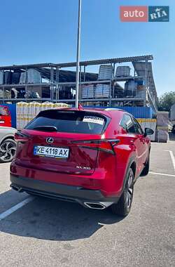 Внедорожник / Кроссовер Lexus NX 2018 в 