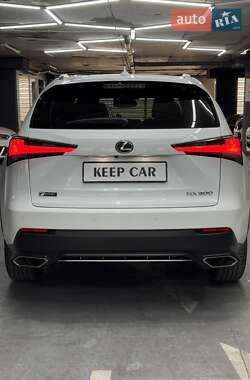 Позашляховик / Кросовер Lexus NX 2018 в 