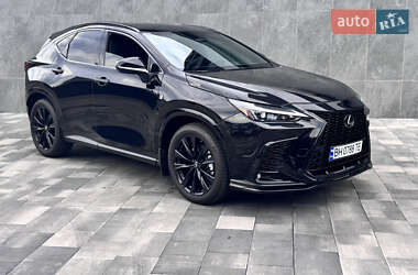 Позашляховик / Кросовер Lexus NX 2022 в 