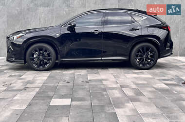 Позашляховик / Кросовер Lexus NX 2022 в 