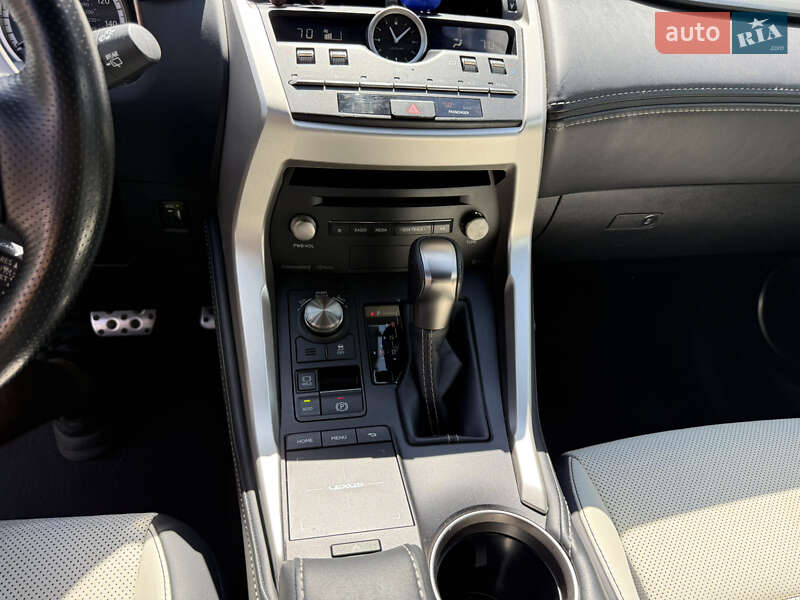 Позашляховик / Кросовер Lexus NX 2021 в Києві