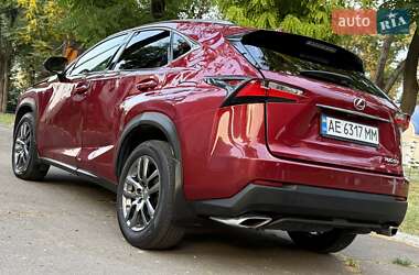 Позашляховик / Кросовер Lexus NX 2016 в 
