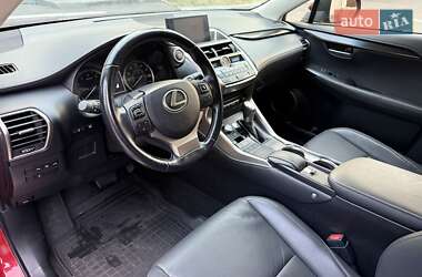 Позашляховик / Кросовер Lexus NX 2016 в 
