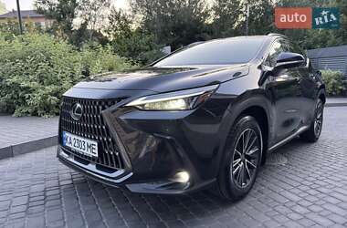 Внедорожник / Кроссовер Lexus NX 2022 в 