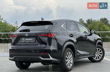 Внедорожник / Кроссовер Lexus NX 2018 в 