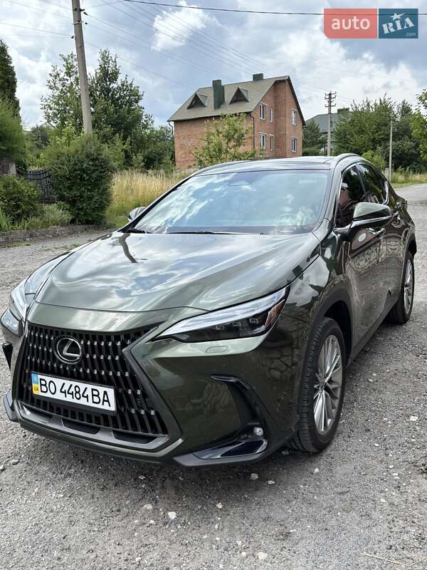 Позашляховик / Кросовер Lexus NX 2023 в Тернополі