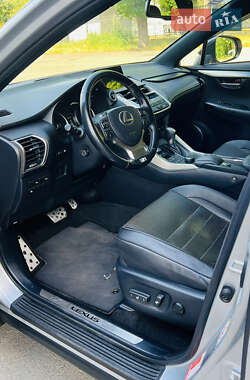 Внедорожник / Кроссовер Lexus NX 2015 в 