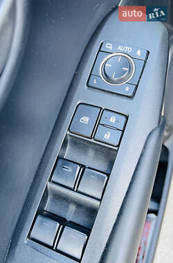 Внедорожник / Кроссовер Lexus NX 2015 в 