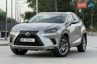Внедорожник / Кроссовер Lexus NX 2017 в 