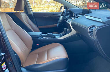 Внедорожник / Кроссовер Lexus NX 2019 в 