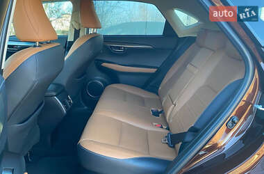 Внедорожник / Кроссовер Lexus NX 2019 в 