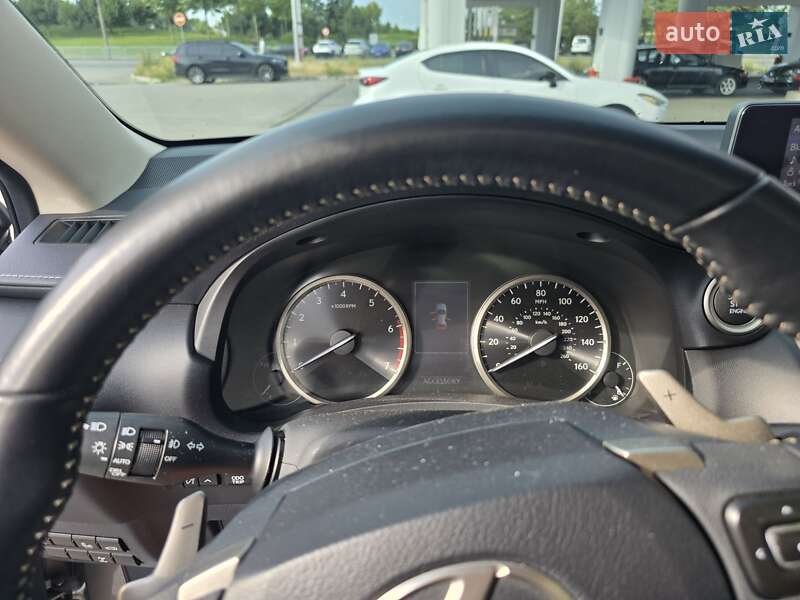 Внедорожник / Кроссовер Lexus NX 2018 в Днепре