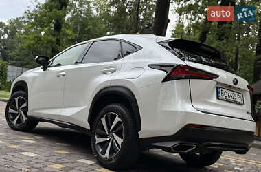 Внедорожник / Кроссовер Lexus NX 2019 в 
