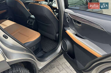 Внедорожник / Кроссовер Lexus NX 2020 в 