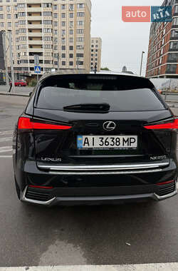 Внедорожник / Кроссовер Lexus NX 2021 в 