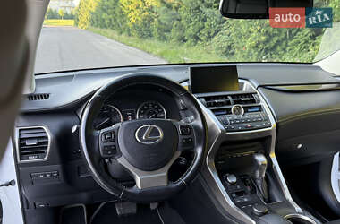 Внедорожник / Кроссовер Lexus NX 2017 в 