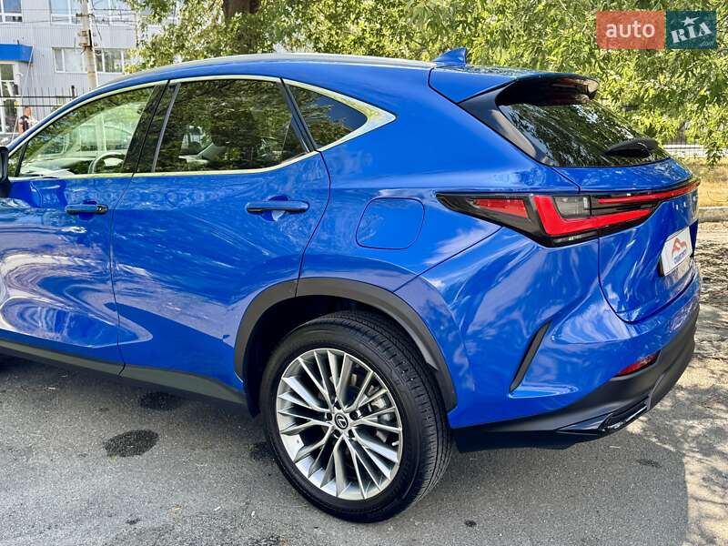 Внедорожник / Кроссовер Lexus NX 2022 в Киеве