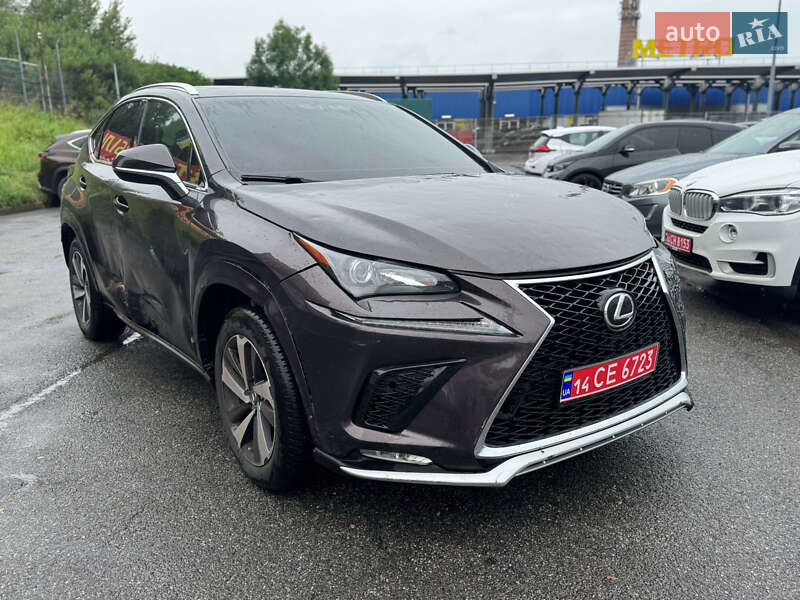 Lexus NX 2015