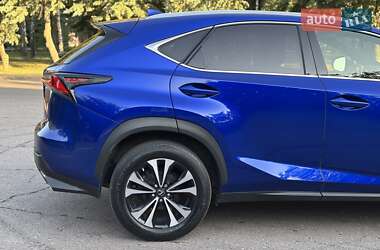Внедорожник / Кроссовер Lexus NX 2019 в 