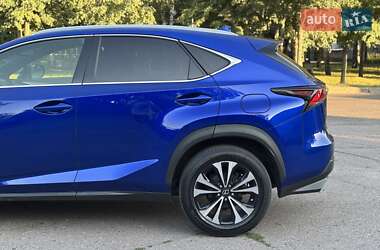 Внедорожник / Кроссовер Lexus NX 2019 в 