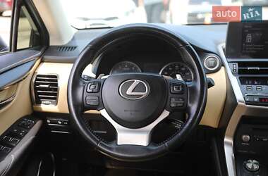 Внедорожник / Кроссовер Lexus NX 2018 в 