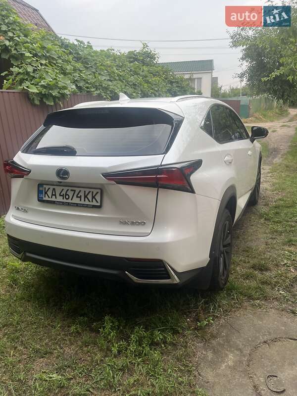 Внедорожник / Кроссовер Lexus NX 2020 в Киеве