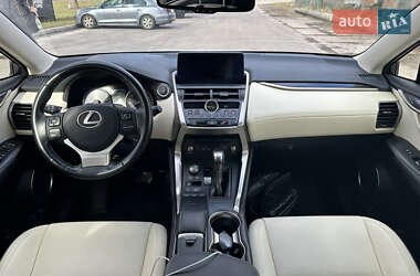 Внедорожник / Кроссовер Lexus NX 2018 в 