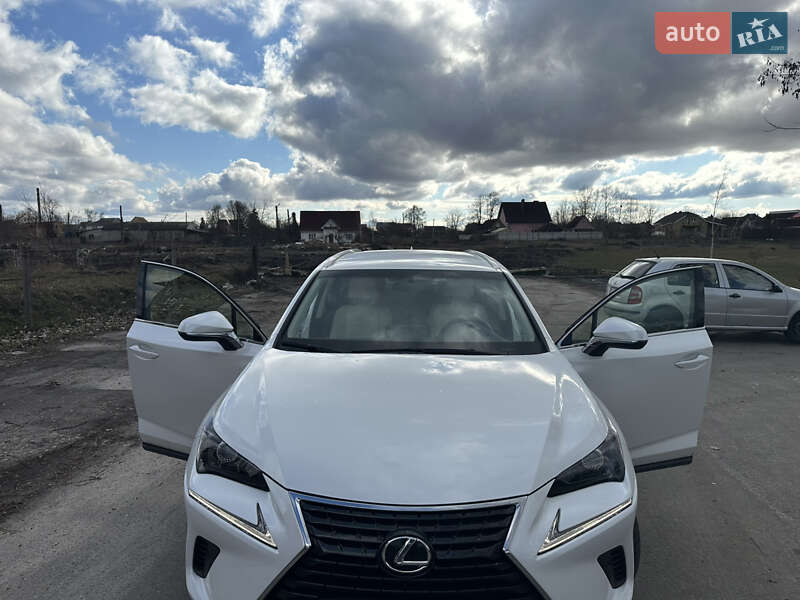 Внедорожник / Кроссовер Lexus NX 2018 в Борисполе