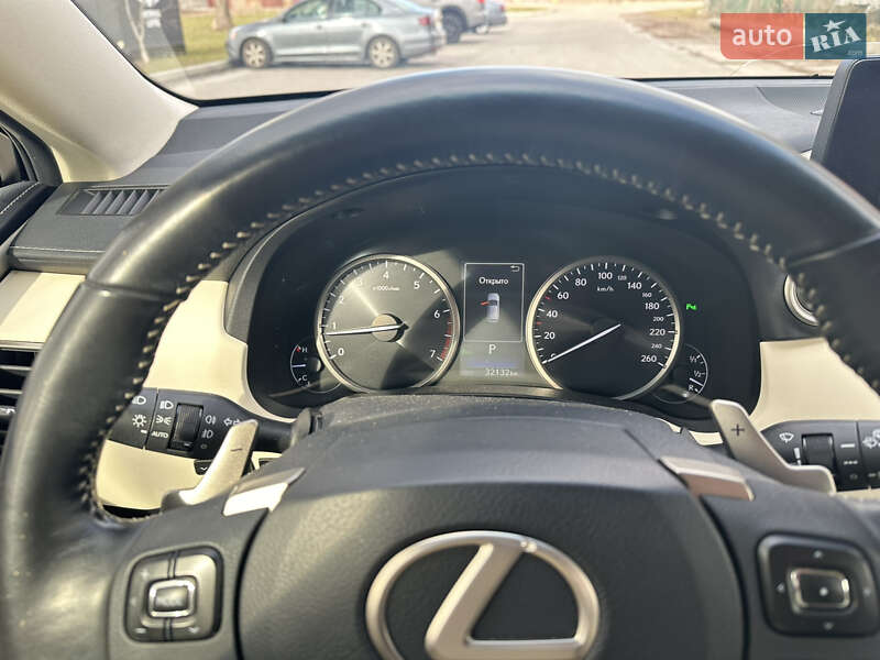 Внедорожник / Кроссовер Lexus NX 2018 в Борисполе
