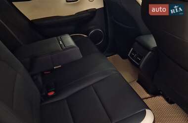 Внедорожник / Кроссовер Lexus NX 2015 в 