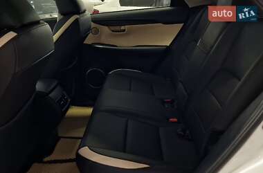 Внедорожник / Кроссовер Lexus NX 2015 в 