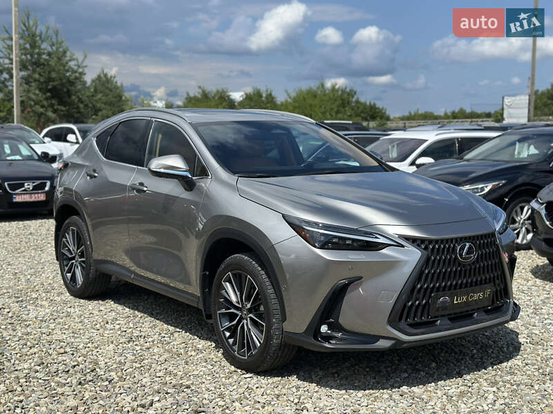 Lexus NX 2024