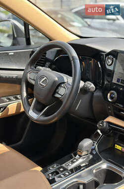 Внедорожник / Кроссовер Lexus NX 2024 в 