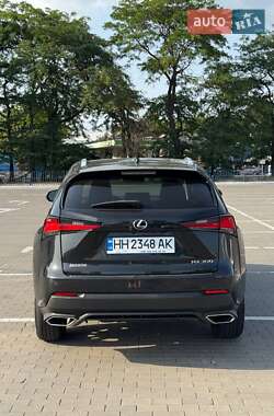 Внедорожник / Кроссовер Lexus NX 2018 в 